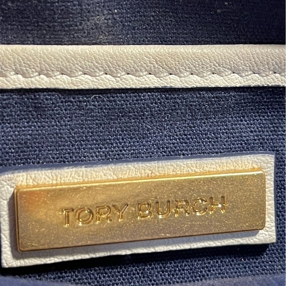 Tory Burch block T double zip crossbody - Picture 9 of 14